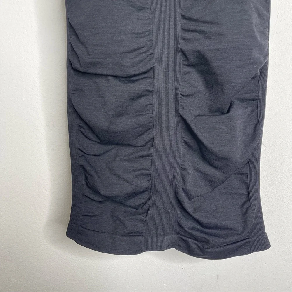 Athleta Black Up Tempo Seamless Tank Top Women Size M Comfort